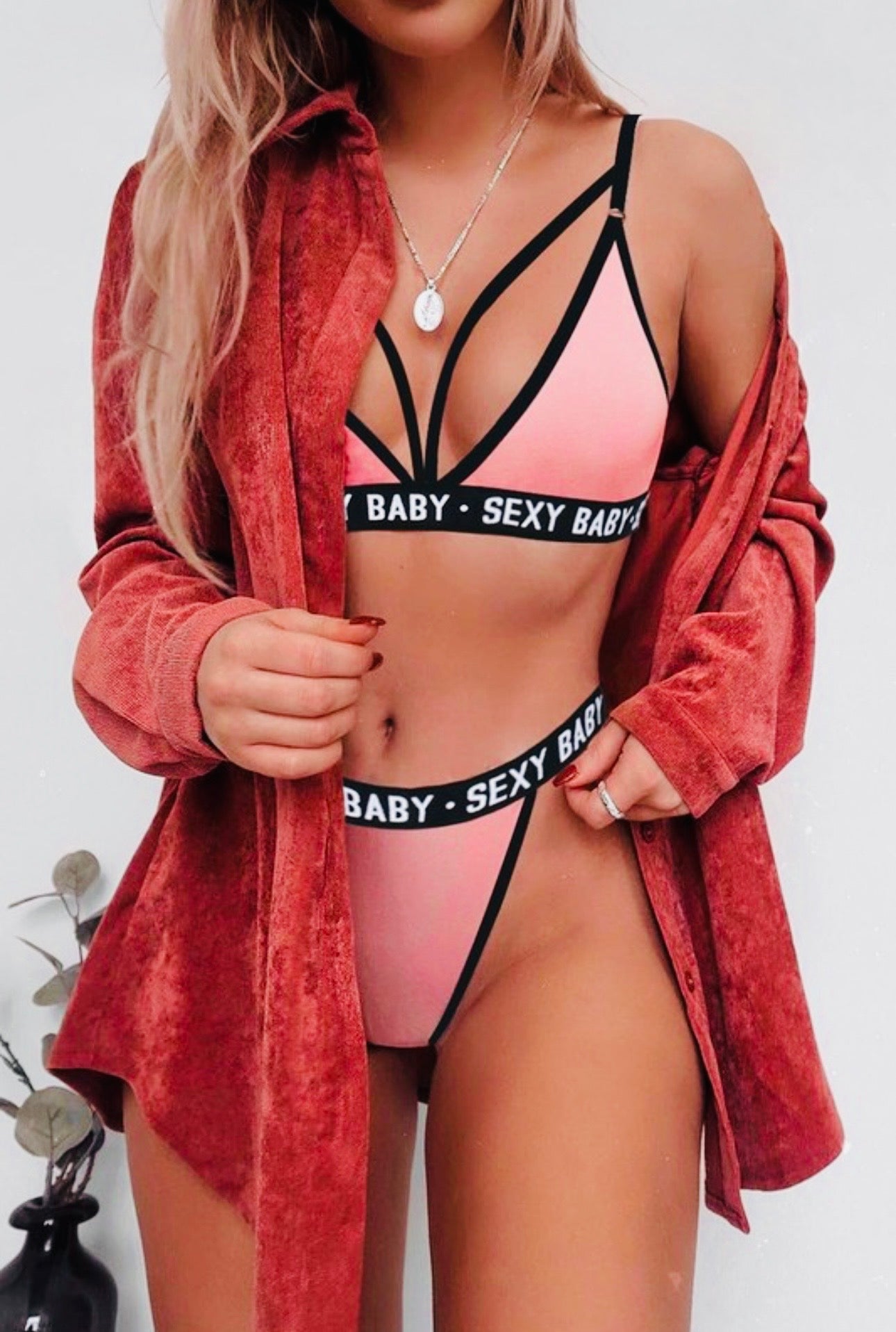 Lust Sexy Babe